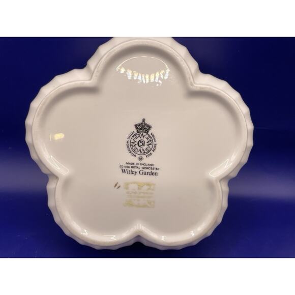 Vintage Royal Worcester Witley Garden Fine Bone China scalloped Dish - Picture 12 of 12